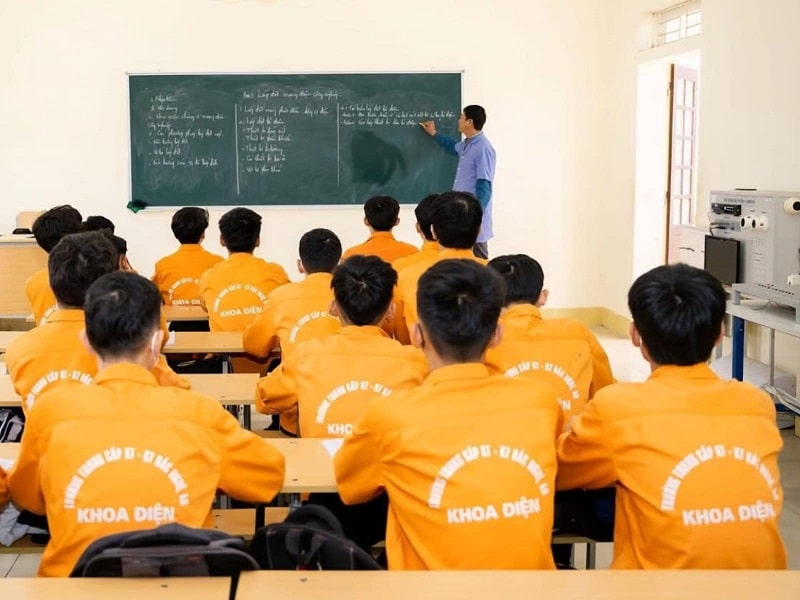 Có Nên Học Nghề Điện Công Nghiệp Không? Học Ở Đâu Tại Nghệ An? 2