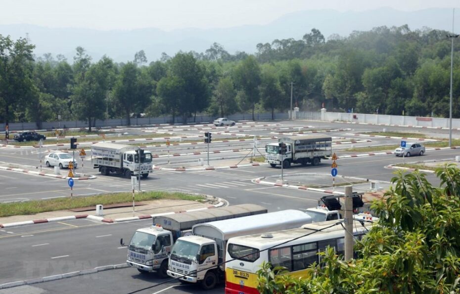 Đơn Vị Học Lái Xe C1 Uy Tín Tại Quận Tân Phú, TP.HCM 9