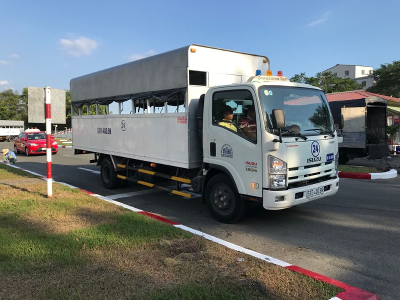 Đăng Ký Học Bằng Lái Xe C1 Tại Quận 10 TP.HCM 14