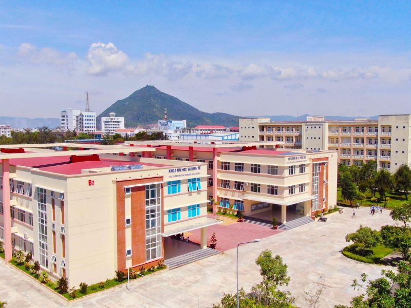 Dạy Nghề Sửa Chữa Máy Nông Nghiệp Ở Nghệ An: 5 Trường Uy Tín 5