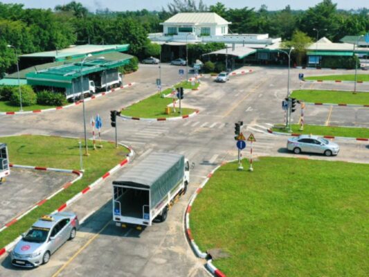 Top Điểm Dạy Học Bằng Lái Xe Tải Hạng C1 Tốt Giá Rẻ Tại Bình Chánh 17